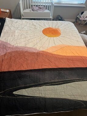 Crate&Barrel Peruvian Travel 100% Organic Cotton Sunrise Kids Twin Quilt